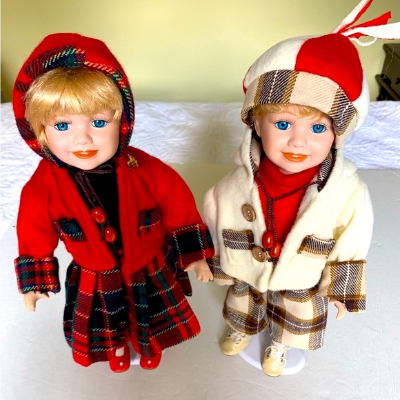 Collectible 2 vintage porcelain dolls 16” high twin blond girl & boy blue eyes - Picture 2 of 9